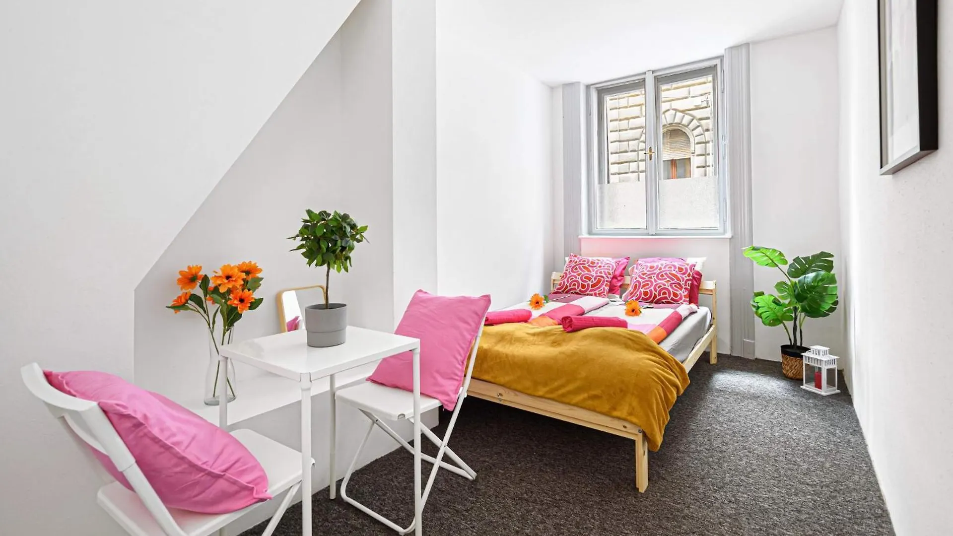 B21 City Rooms بودابست فندق